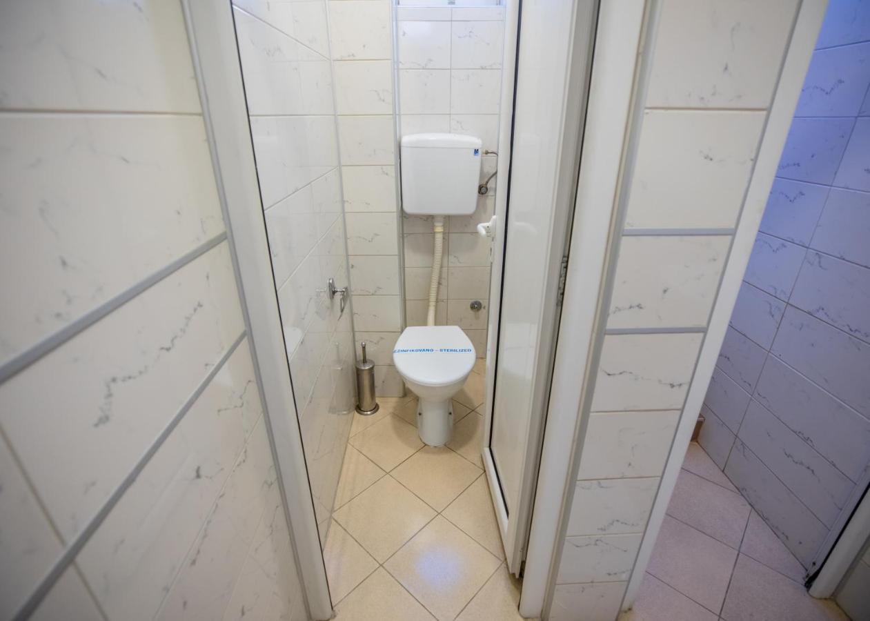 Guest House Agropapuk Šid المظهر الخارجي الصورة